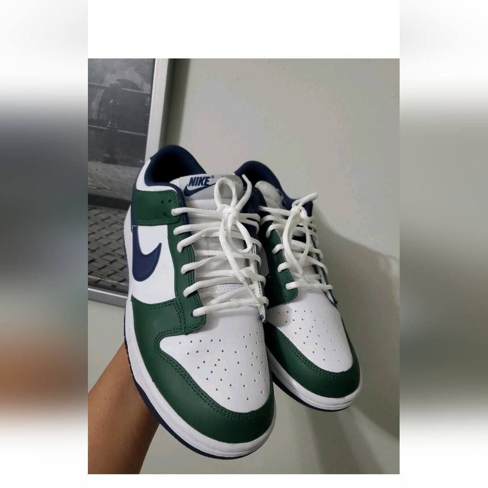 Nike Men's Green and White Sneakers